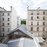 Bright Apt Republique