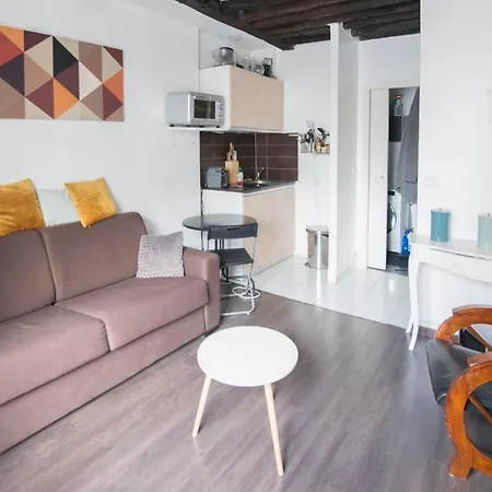 Apartment Bright Apt Republique